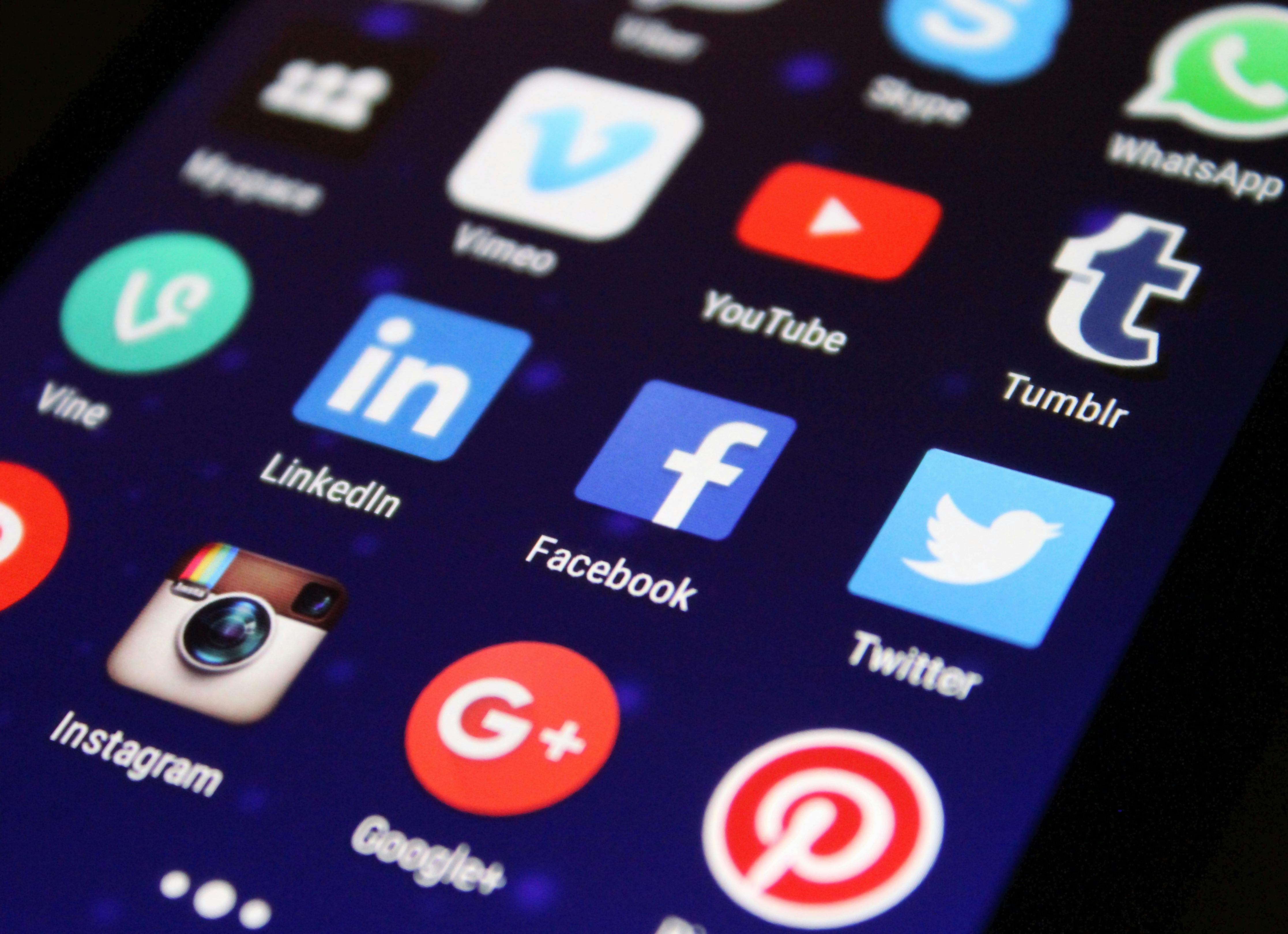 Social Media Management on Mobile